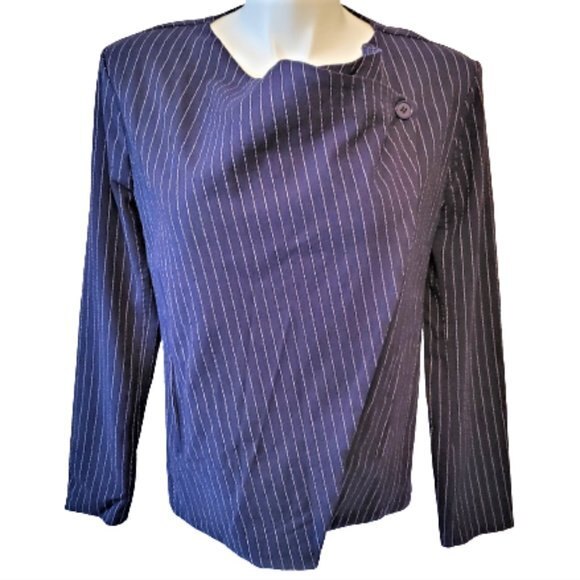 NWT Blank NYC Navy Blue Striped Draped Blazer Size M - Picture 4 of 12